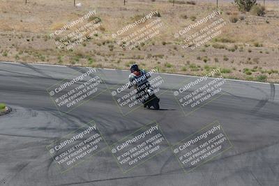 media/Apr-20-2025-AHRMA (Sun) [[393a79c373]]/Race/Group 12 early race/Turn 4b/